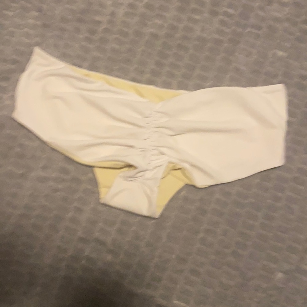 They’re too big for me. Super cute style